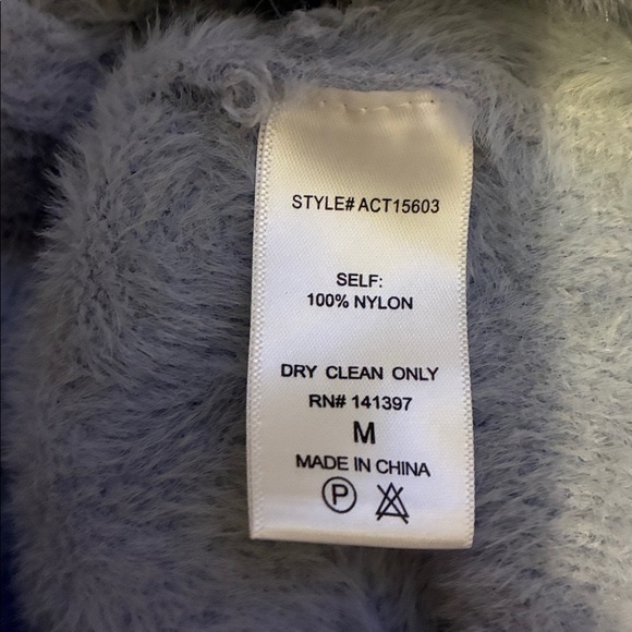 ASTR The Label Size M Sheresa Wrap Fuzzy Sweater - Picture 8 of 8